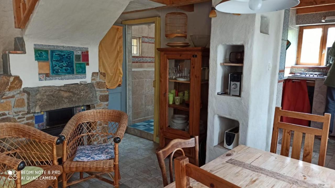 Charmante Petite Maison De Pecheur - Proche Ile De Brehat Et Gr34 Lézardrieux Exterior photo